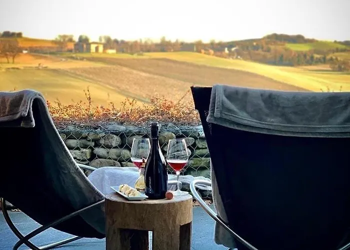 Фермерский дом Opera 02 Кастельветро-ди-Модена