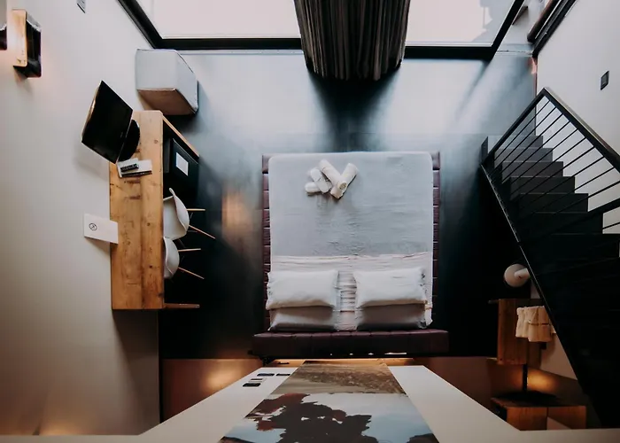 Opera 02 Фермерский дом